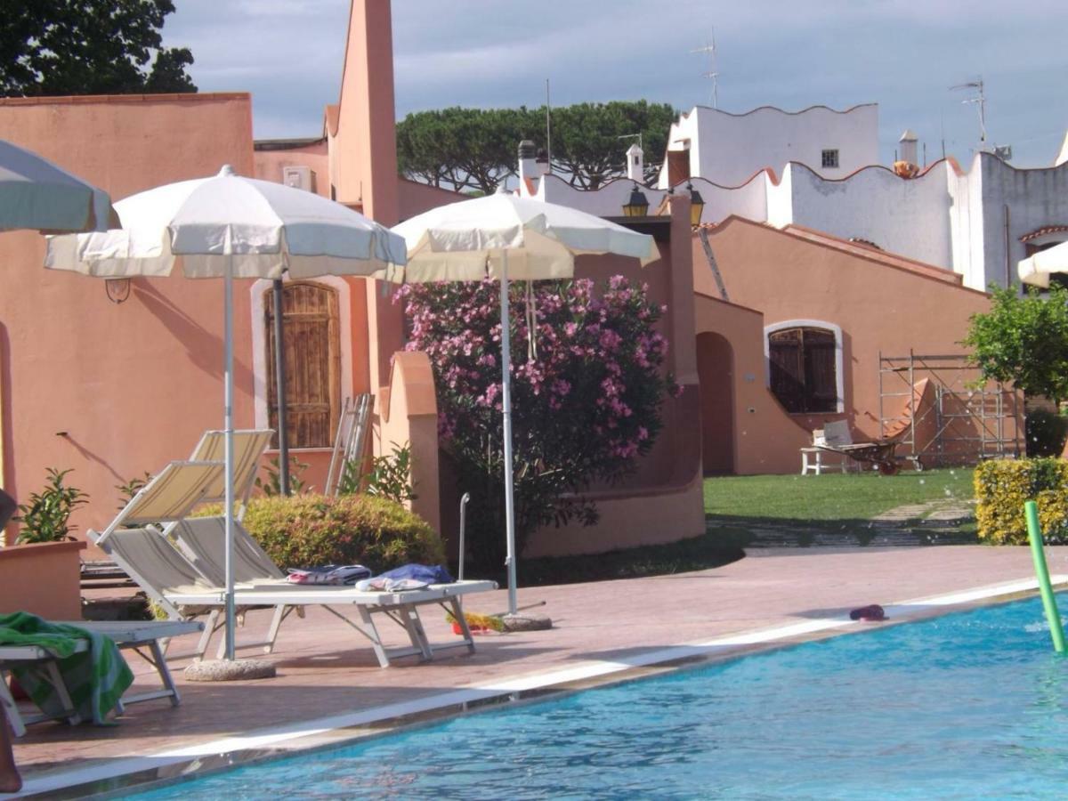 Hotel Ristorante Al Canto Delle Sirene Terracina Exterior photo